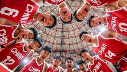 亚洲杯大胜！U16中国队三连胜强势晋级八强，原来背后主教练是他